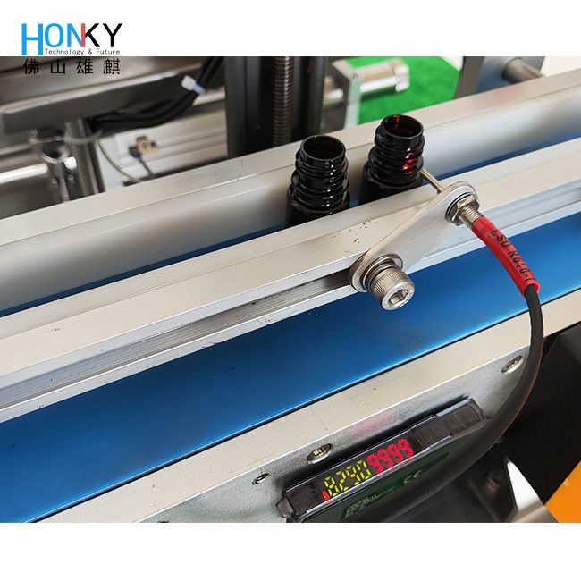 デスクトップコンベア式クリームペーストボトル充填機、Q-Rピストンポンプ付き、小ロットボトル充填用